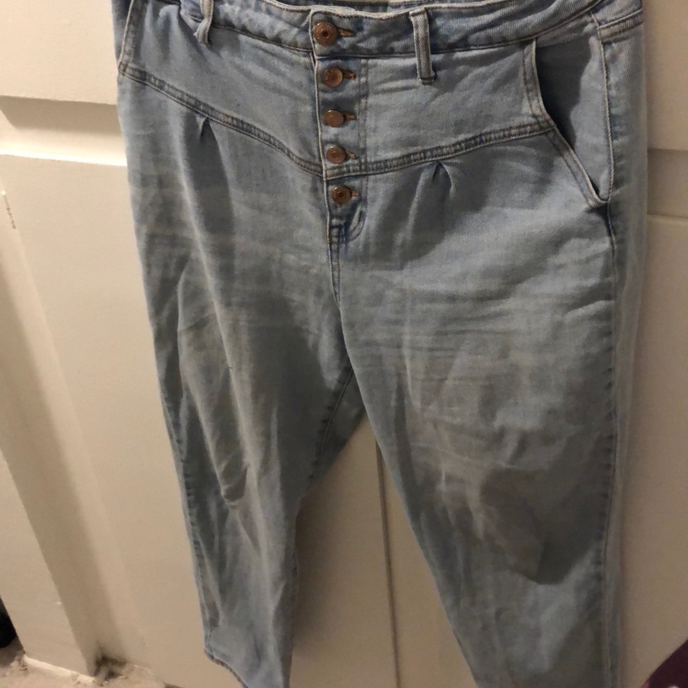 Mom jeans